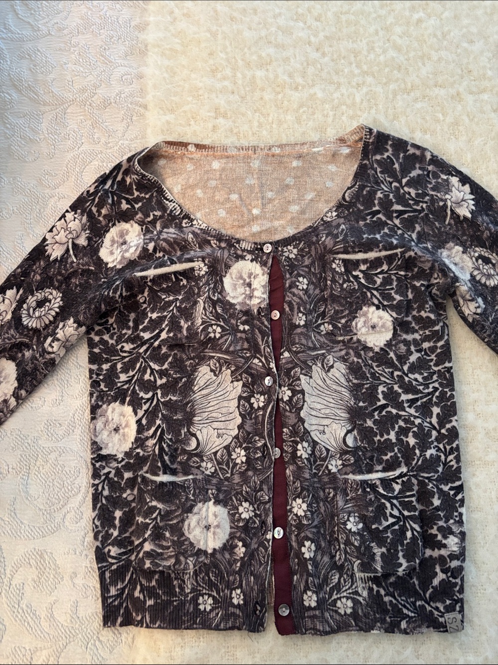 Women’s Floral Button-Front Cardigan Sweater - Taupe/Black